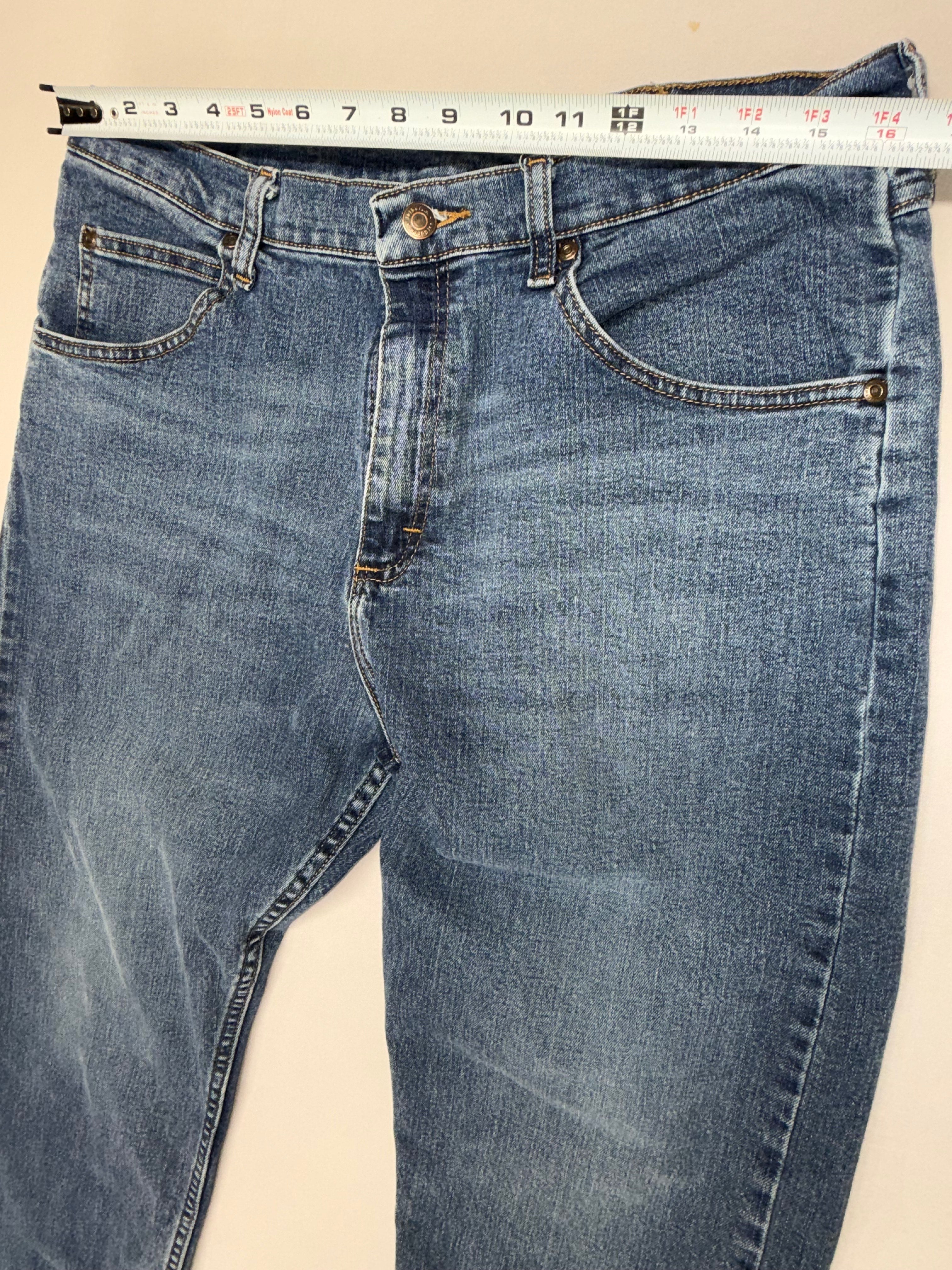 Wrangler Men's Jeans 34x30 Blue Denim Classic Fit Straight Leg