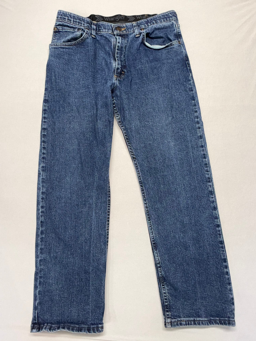 Wrangler Premium Quality Men's Blue Jeans 34x29 Relaxed Fit Denim Pants - EUC