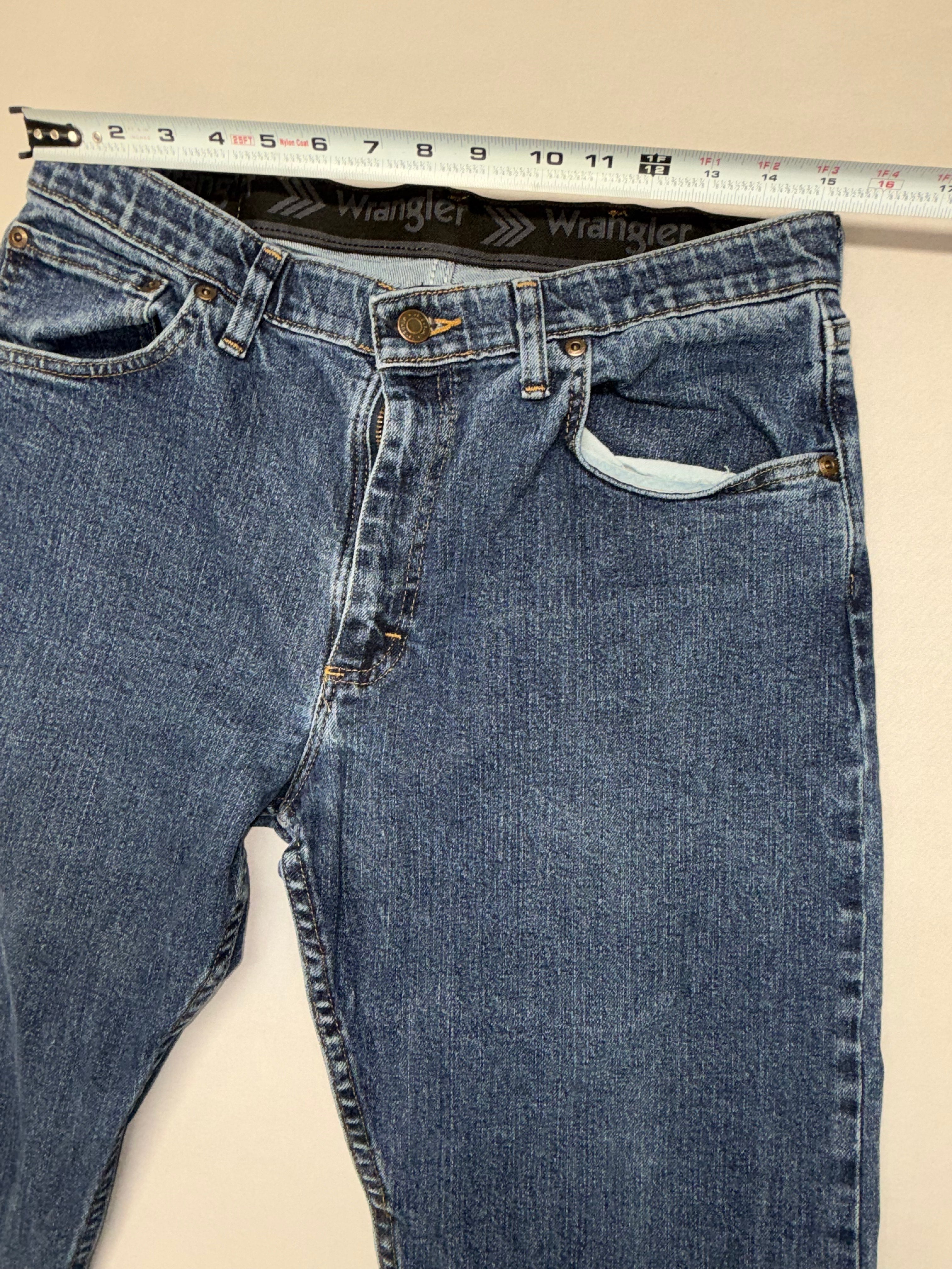 Wrangler Premium Quality Men's Blue Jeans 34x29 Relaxed Fit Denim Pants - EUC