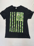 Men's Black Graphic T-Shirt Green Camo Flag Print Short Sleeve Size Medium