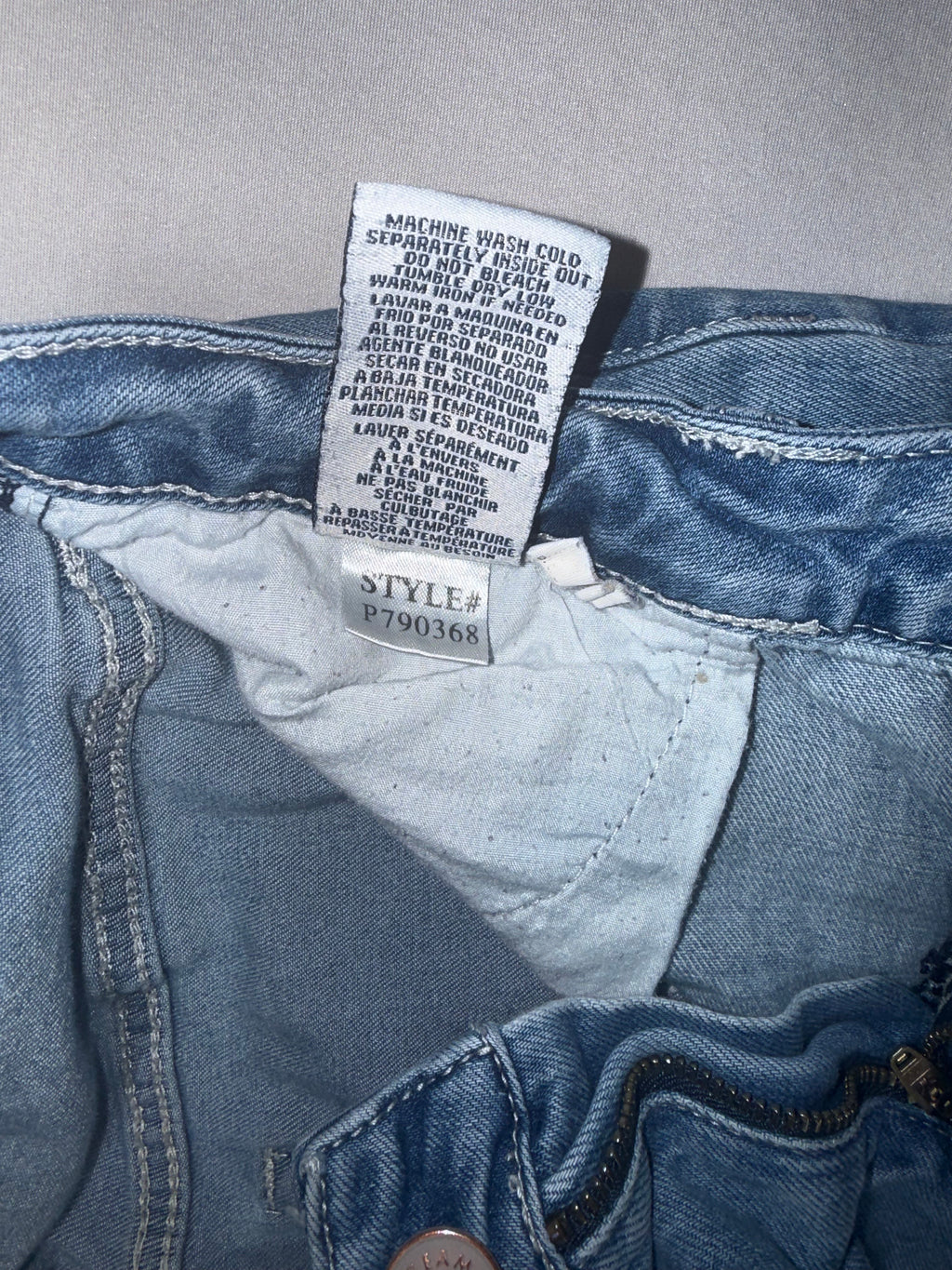 YMI Dream Jeans Size 11 Mid-Rise Distressed Ankle Jeans - Stretch Raw Hem