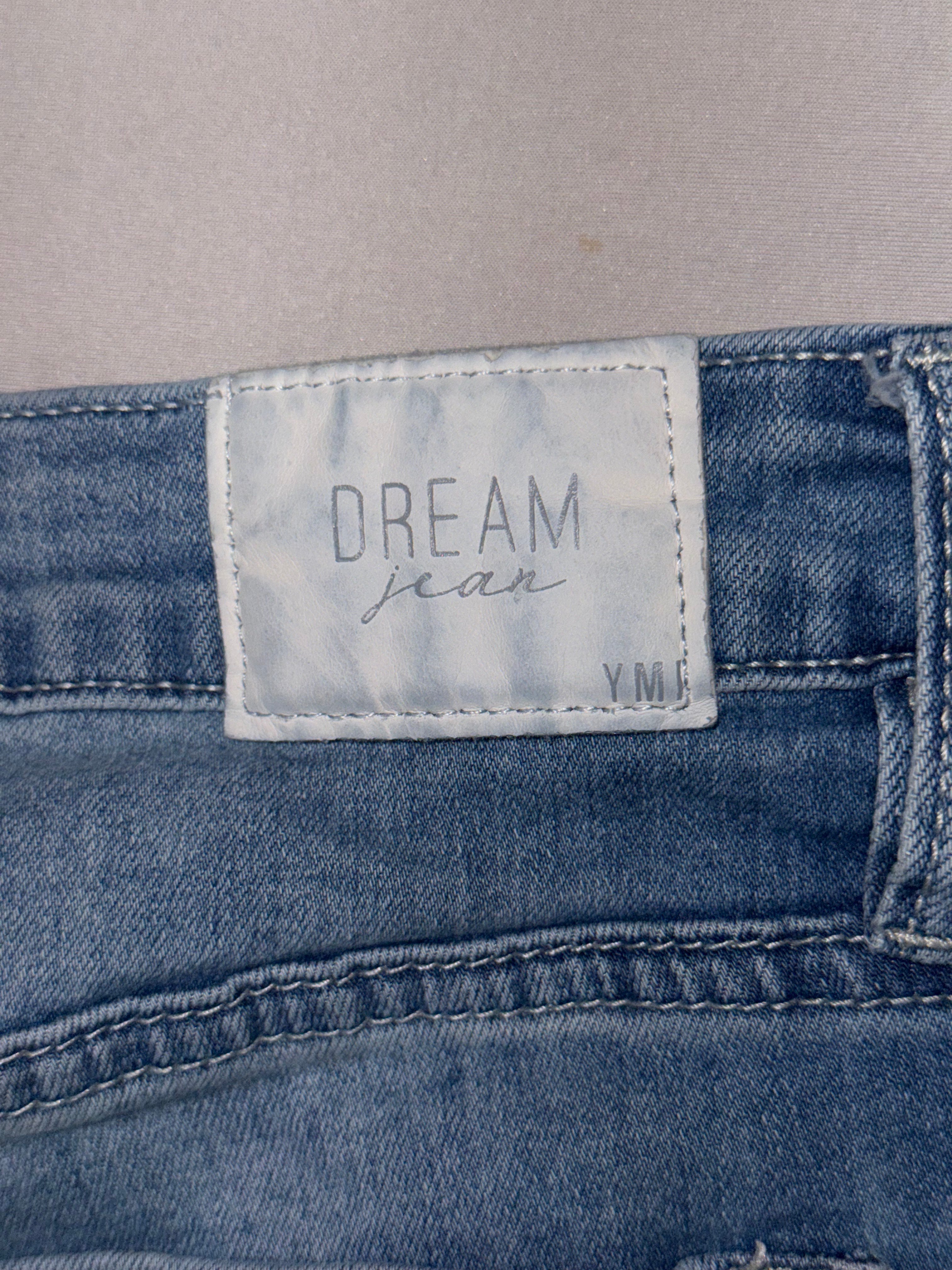 YMI Dream Jeans Size 11 Mid-Rise Distressed Ankle Jeans - Stretch Raw Hem