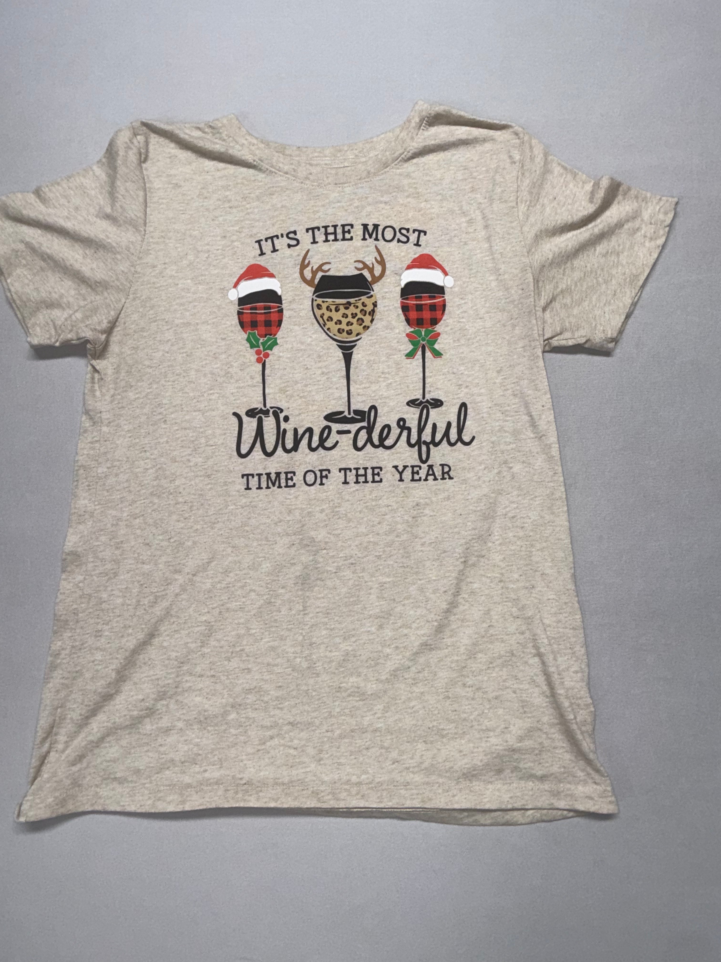 Holiday Time Christmas Graphic T-Shirt Medium Wine-derful Tee Holiday Top