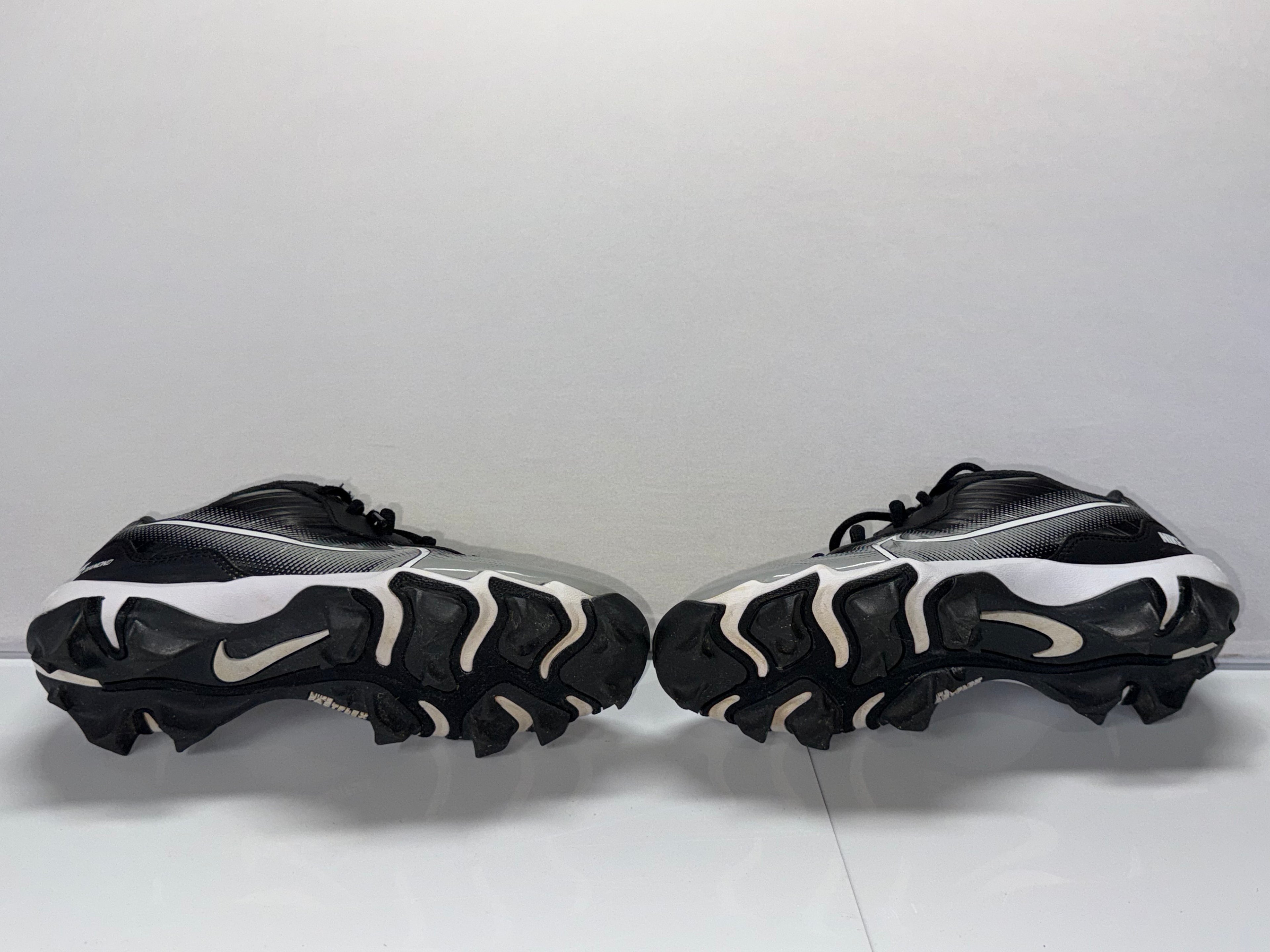 Nike Youth Baseball Cleats Size %Y Blick Gray Molded Studs DJ6525-011