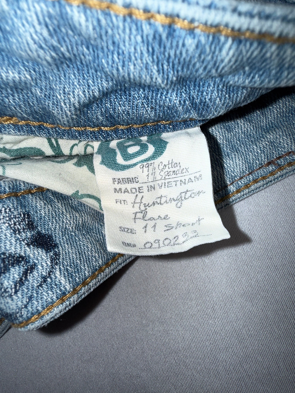 Women's Light Wash Distressed Denim Shorts - Stud Pocket Detail - Size 11