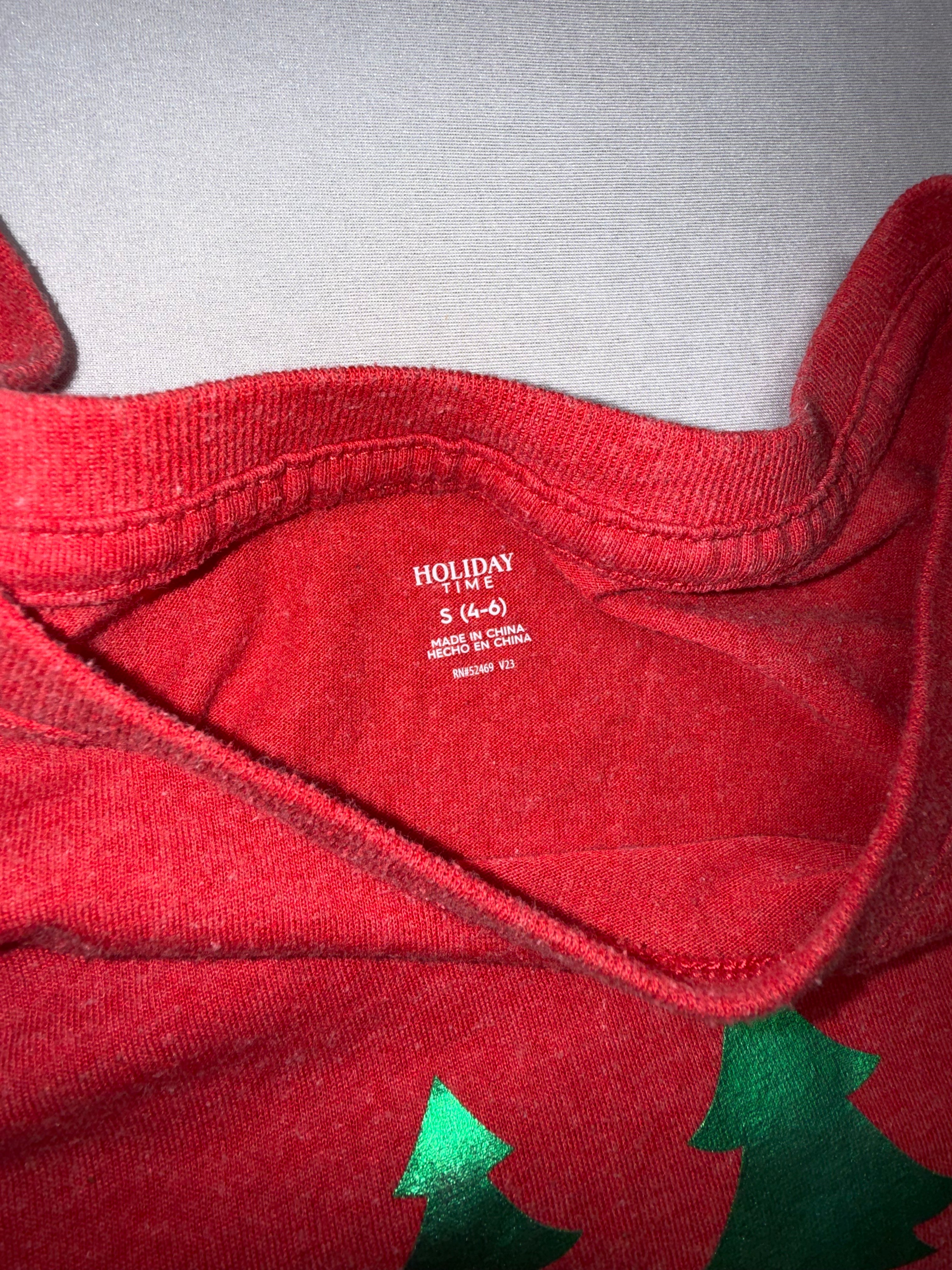 Holiday Time Kids Christmas Shirt Size 4-6 Small Merry Christmas Red Short Sleeve Tee