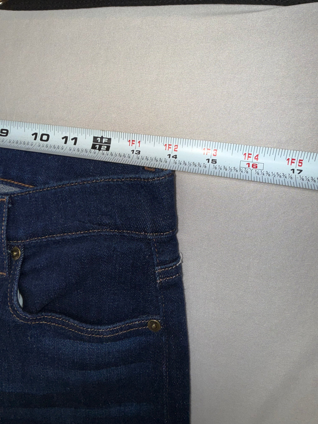 LOFT Ann Tayor Women Jeans Size 26 Blue Skinny Straight Denim Mid Rise Stretch