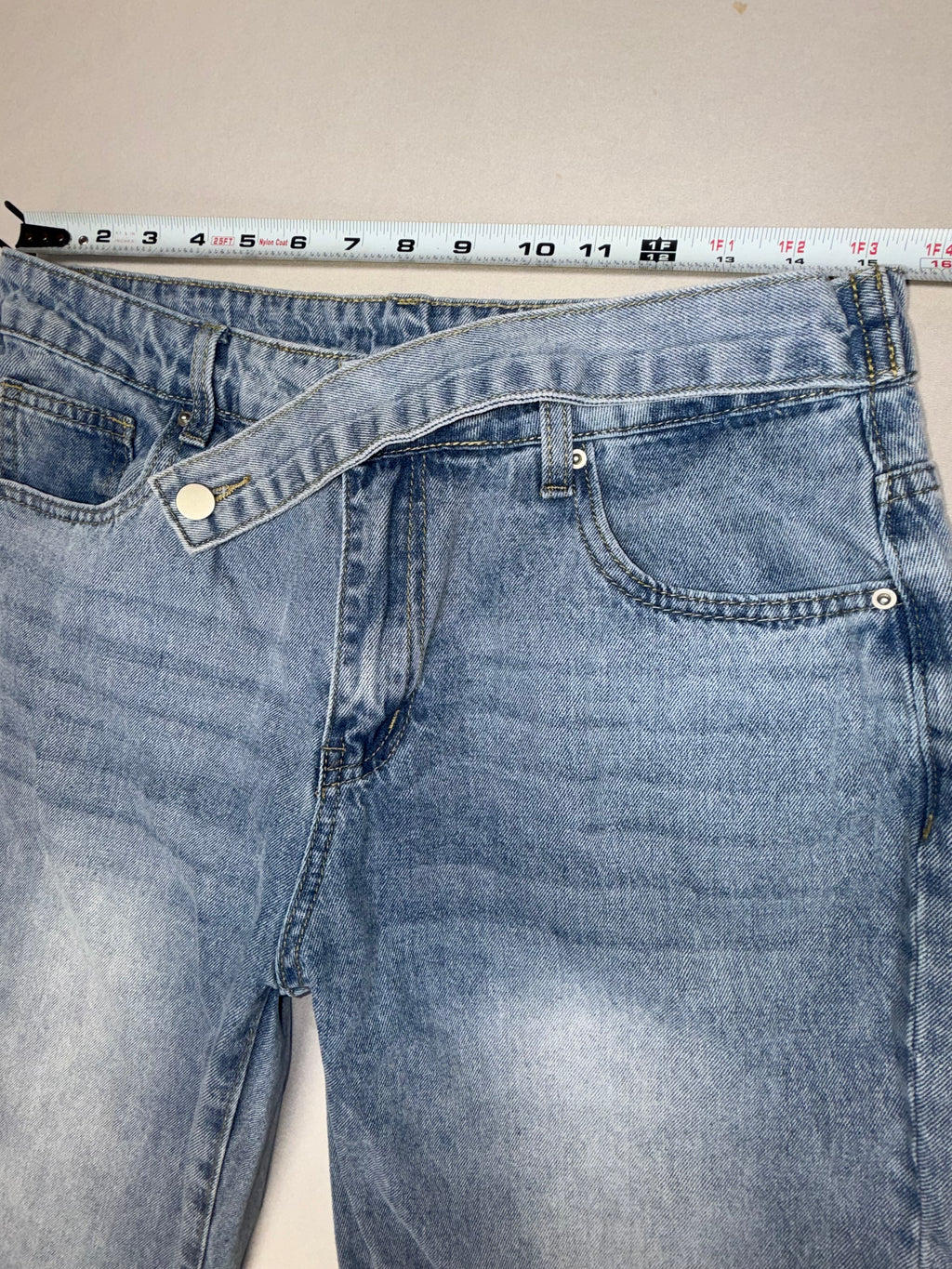 SHEIN Women's Size 30 Blue Denim Jeans Straight Leg High Waist Light Wash Casual Pants